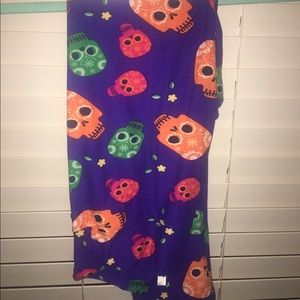Lularoe sugar skulls