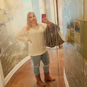 Meet your Posher, Erin