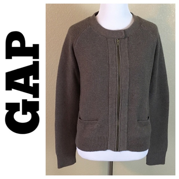 💸Gap zip front sweater in size Small