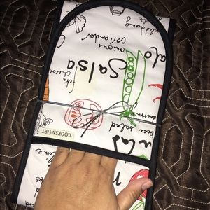 Pot holder and pad for hot items