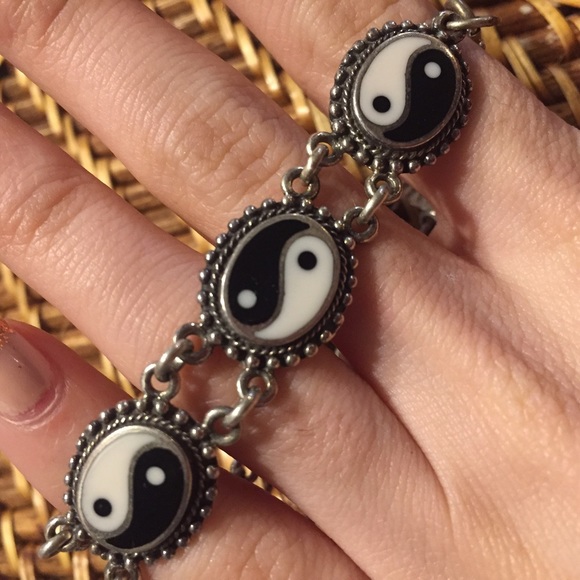 Yin and Yang Silver Bracelet - Picture 1 of 2
