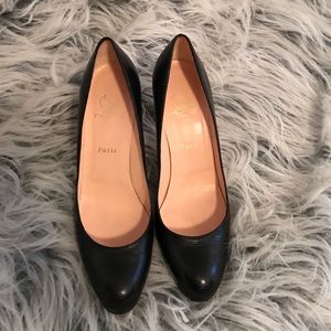 Christian Louboutin black pump, size 41