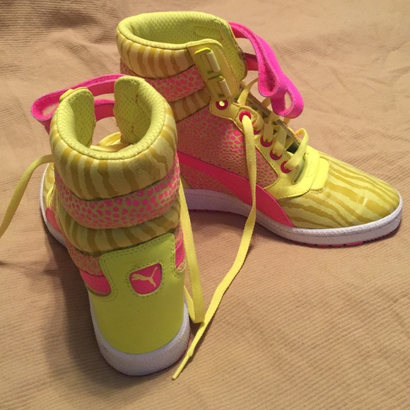 Sneakers (Sneels) - Picture 2 of 3