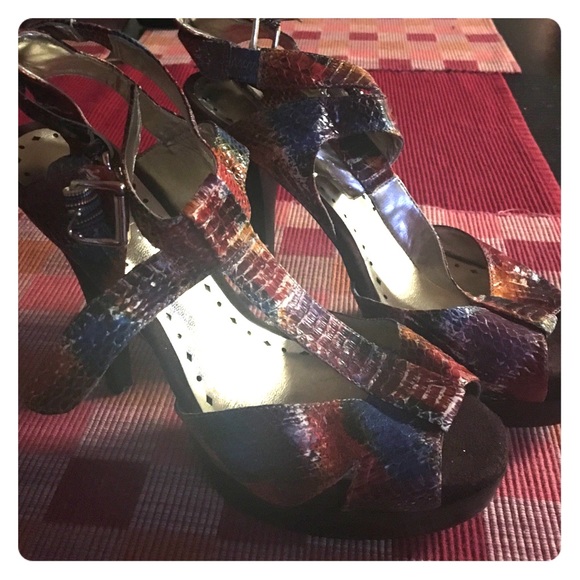 BCBG 8