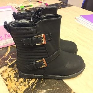 Black toddler boots size 8 new in box