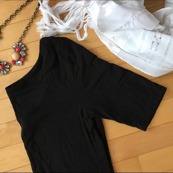 Black low back, slight longer sleeve tee