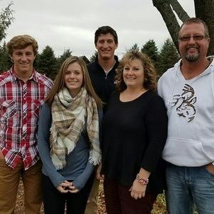 Meet your Posher, Julie