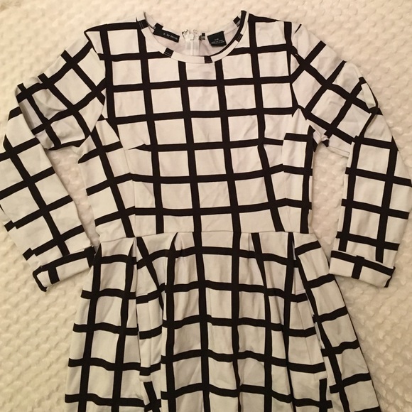 Dresses & Skirts - K. By Kersh black and white dress, size small.