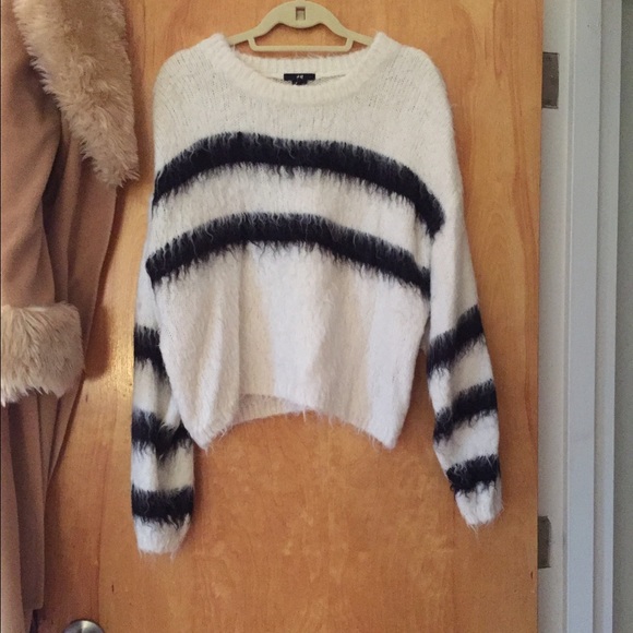 H&M sweater