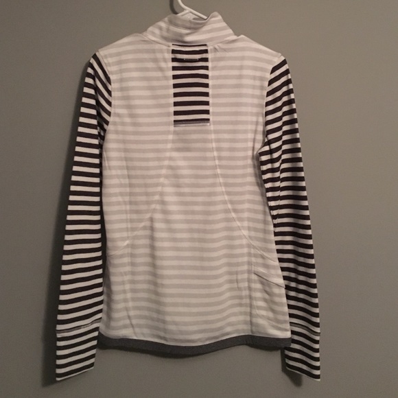 Quarter Zip jacket - Picture 2 of 3