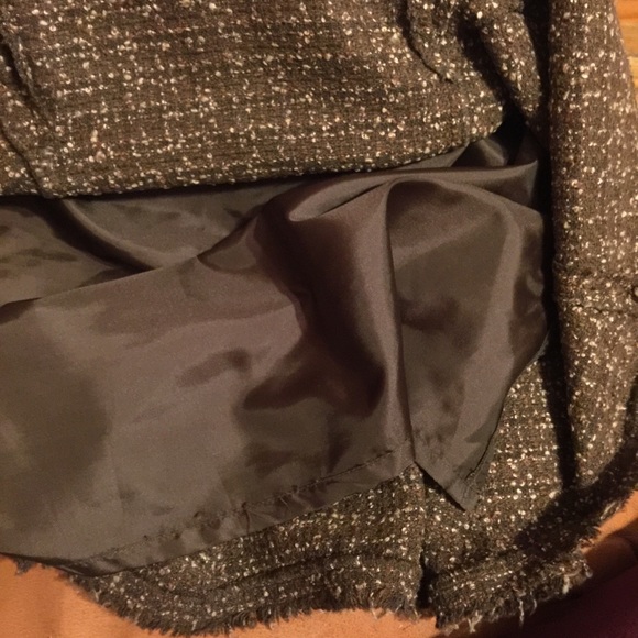 Deep brown boucle skirt - Picture 4 of 4