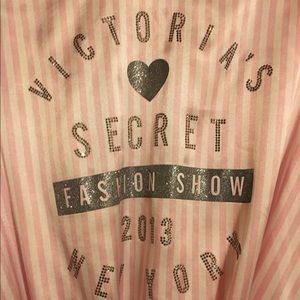 2013 Fashion Show Robe