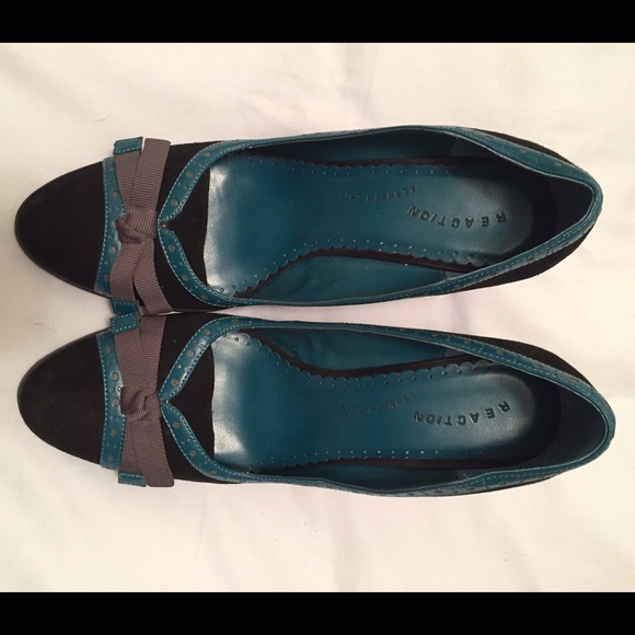 Kenneth Cole Reaction black & turquoise wedges