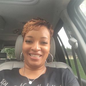 Meet your Posher, Cassandra