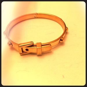 Michael Kors clasp bracelet.