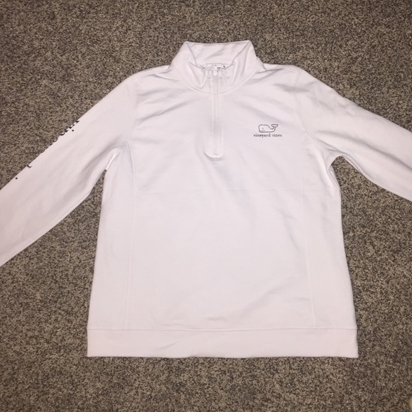 White Women's Vineyard Vines Pullover