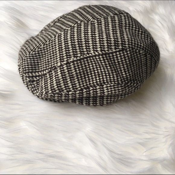 Newsboy cap