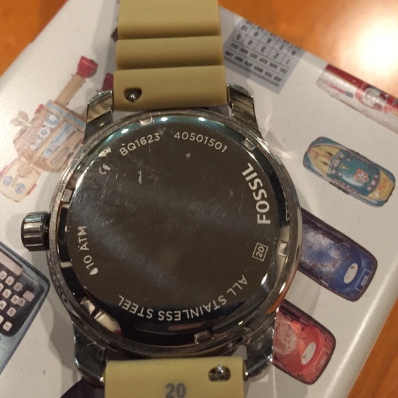 Fossil Men's Silicone Camo White Dial Watch / New - Picture 3 of 4