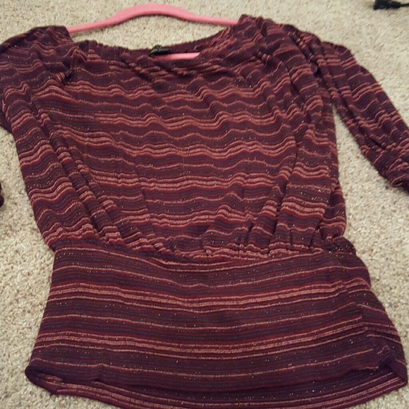 Bedazzled scoop neck - Picture 3 of 3