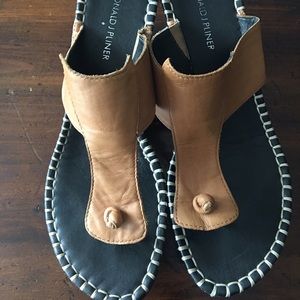 Designer wedge sandal by Donald J Pliner.