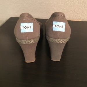 Toms Wedges