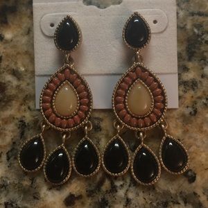 Beautiful fashion earrings Beautiful fashion earrings
