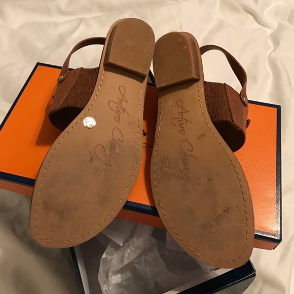 Leather Upper Sandals - Picture 2 of 4