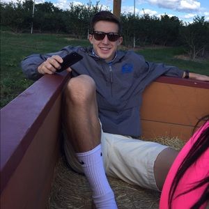 Meet your Posher, Heath