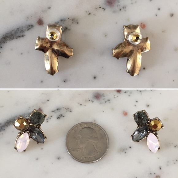 "Lacie" Earrings || Gray & Pink Crystal Statement - Picture 3 of 6