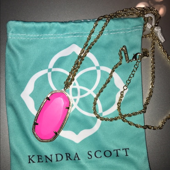 Kendra Scott Rae Necklace in Pink