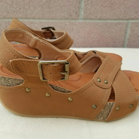 Tan platform studded suede sandles