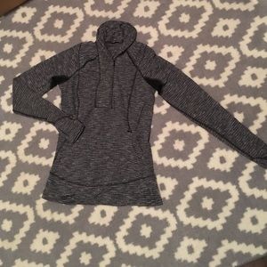 Black and white Lululemon pullover
