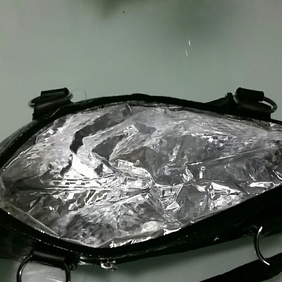 🆕Wine Clutch - Picture 3 of 3