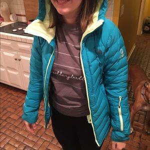 Ladies North Face extra-small in Turquoise coat