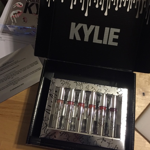Kylie Holiday Edition Lip Vault