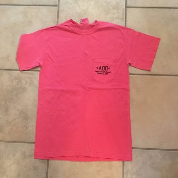 Alpha Omicron Pi tshirt NWOT