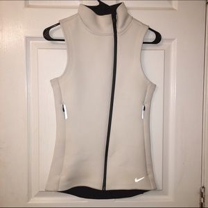 Nike therma fit vest