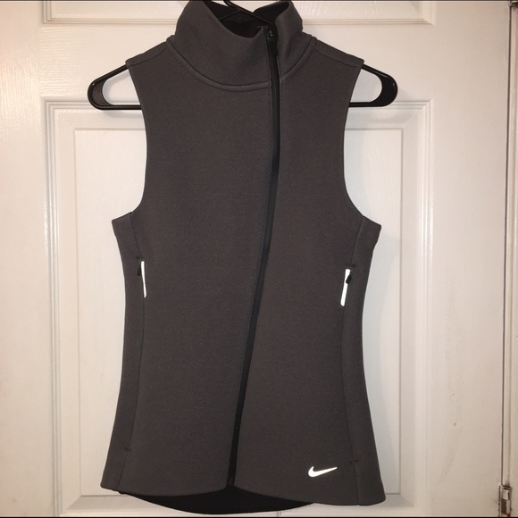 Nike therma fit vest