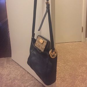 Michael Kors Navy Medium Fulton Crossbody