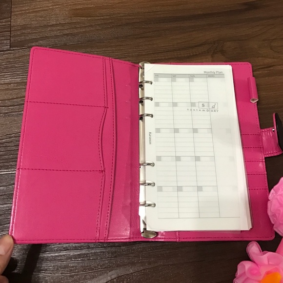 ‼️SOLD‼️Cute planner!! - Picture 2 of 4
