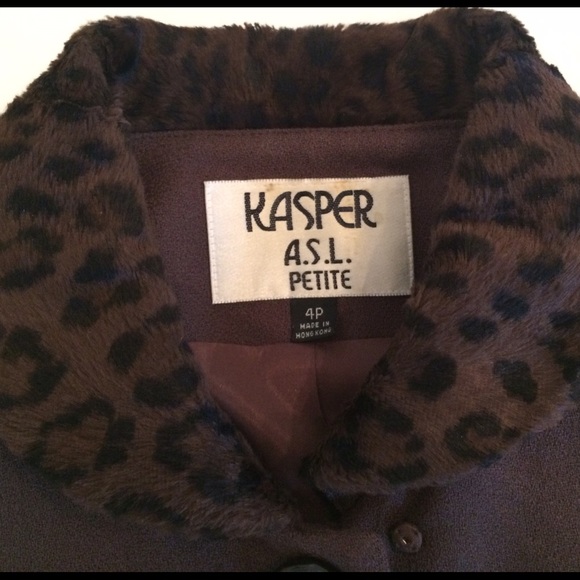 Donated Brown suit w faux fur trim - Picture 2 of 8