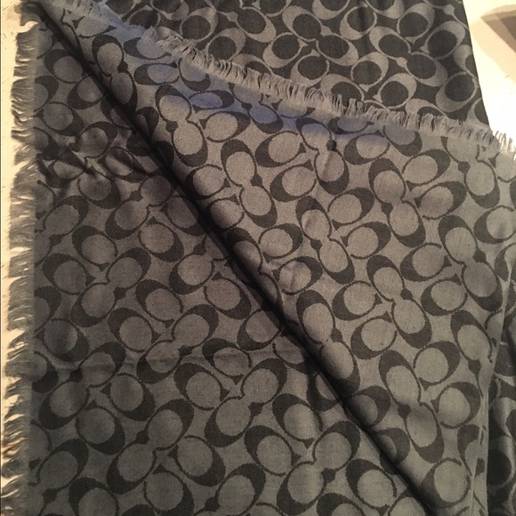 Authentic Reversible Coach Scarf - Picture 2 of 3