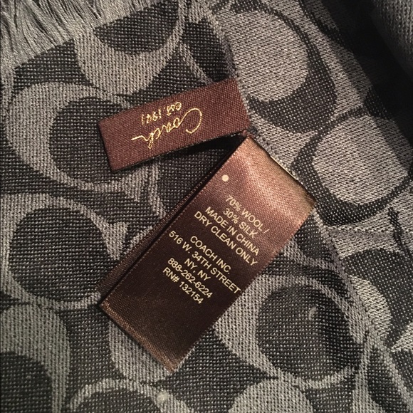 Authentic Reversible Coach Scarf - Picture 3 of 3