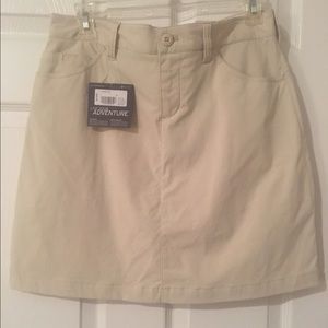 Eddie Bauer khaki short. Size 2. Never worn.
