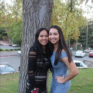 Meet your Posher, Caitlin