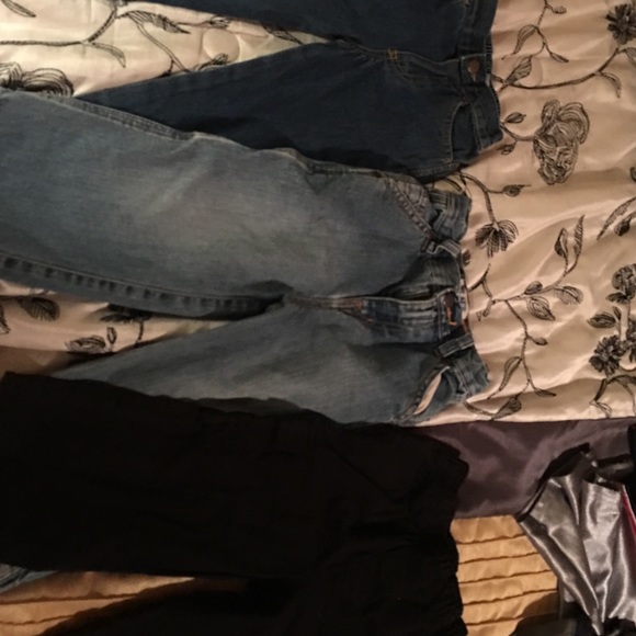 3 pairs of jeans