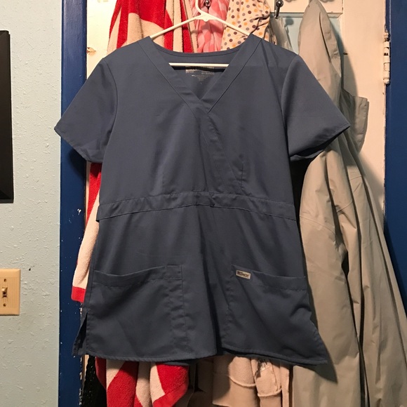 Grey' Anatomy scrub tops - Picture 2 of 3