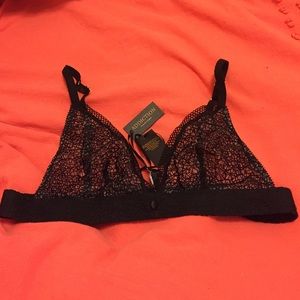 Addiction Lingerie "Provocante Triangle Bra"