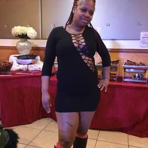 Meet your Posher, Simone