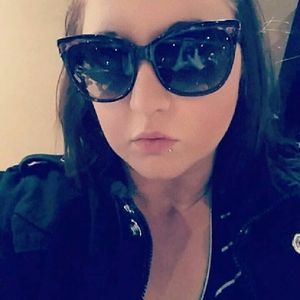 Meet your Posher, Kaitlin